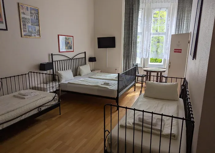 Hotel Pension Waizenegger Am Kurfuerstendamm Berlin